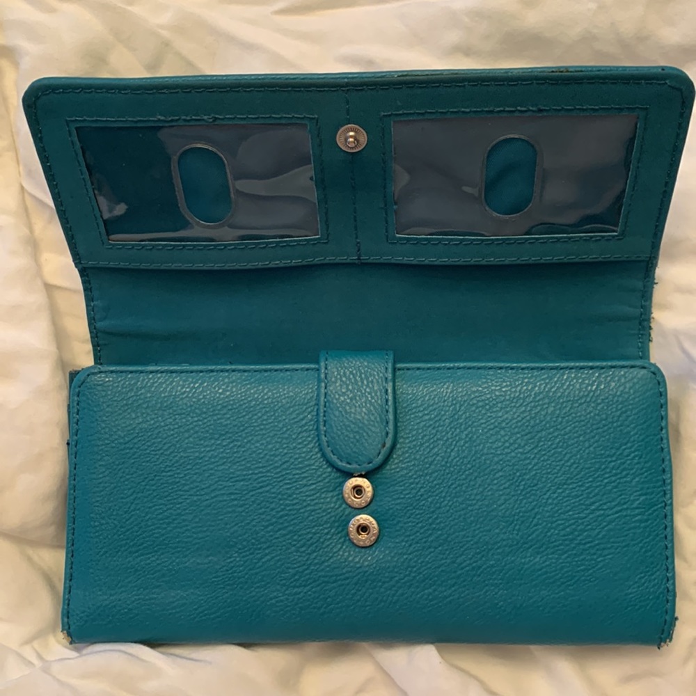 Turquoise Wallet - Picture 2 of 6